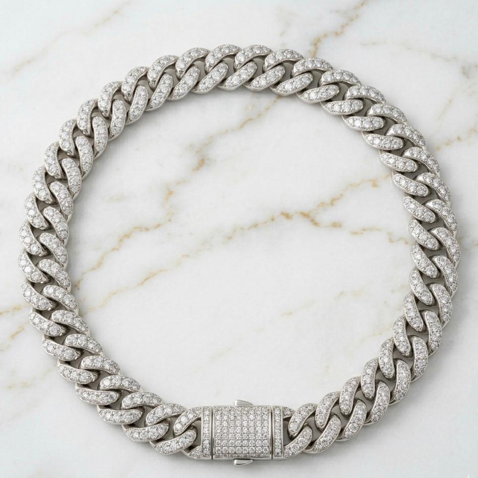 Cadena de Eslabones con Diamantes