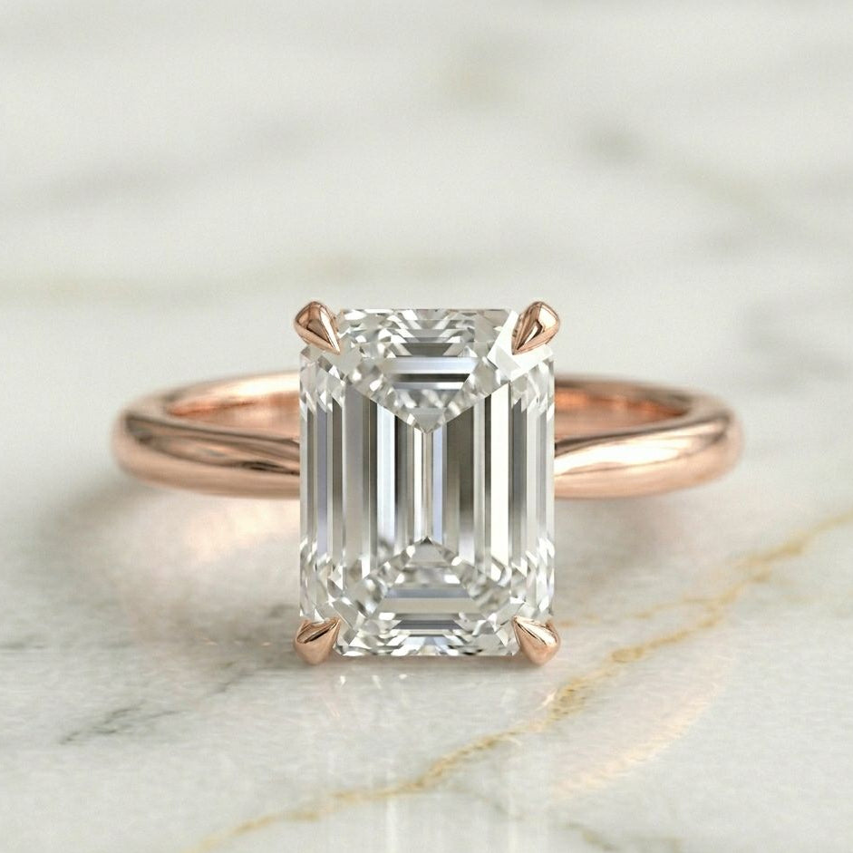 Anillo Solitario Corte Esmeralda