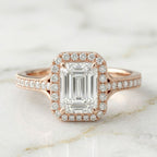 Anillo Halo Pavé Talla Esmeralda